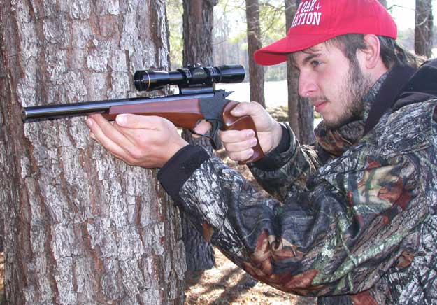 pistol-hunting-deer