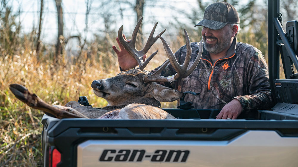 Curt Goettsch's Iowa bow buck