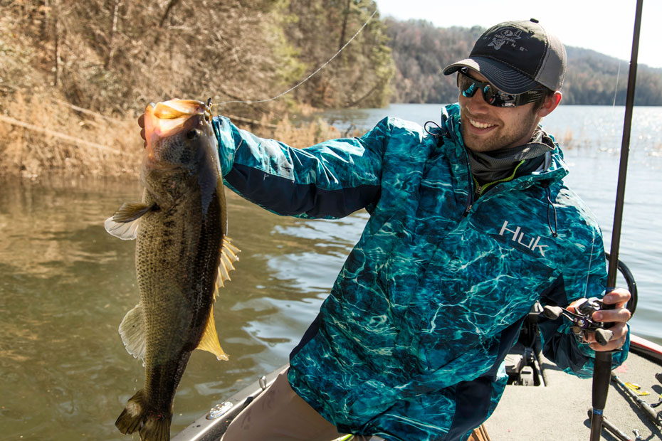 Brandon Palaniuk Mossy Oak Fishing