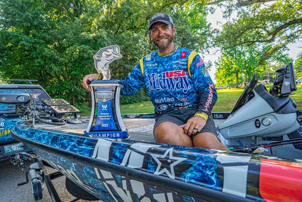 Brandon Lester Pickwick Bassmaster Elite winner