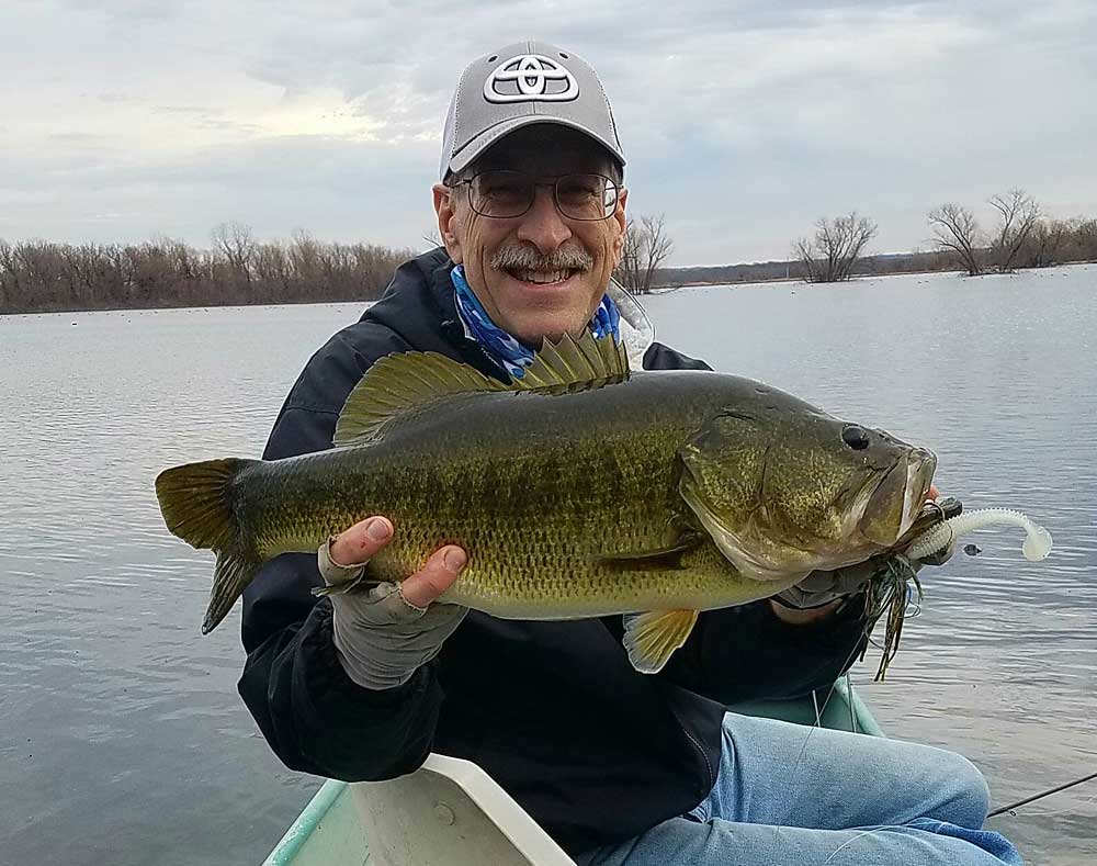 Gene Gilliland largemouth bass