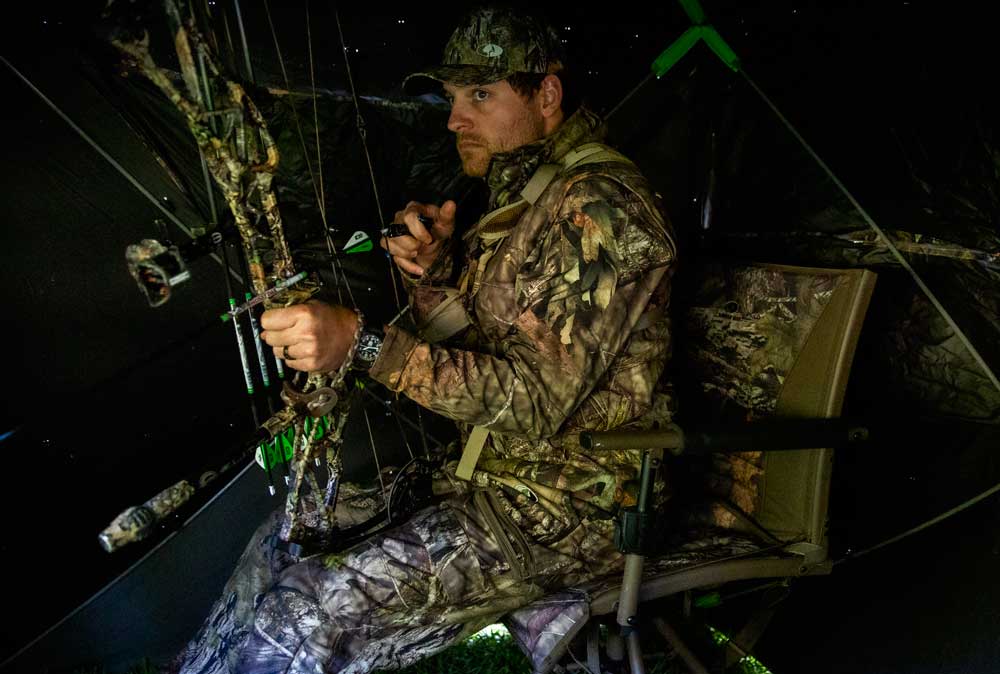 bowhunting in ground blind