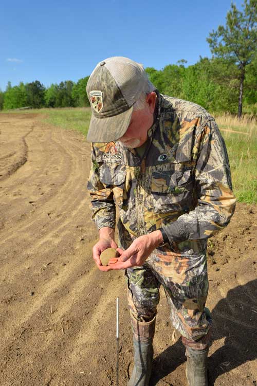 finding artifacts in field