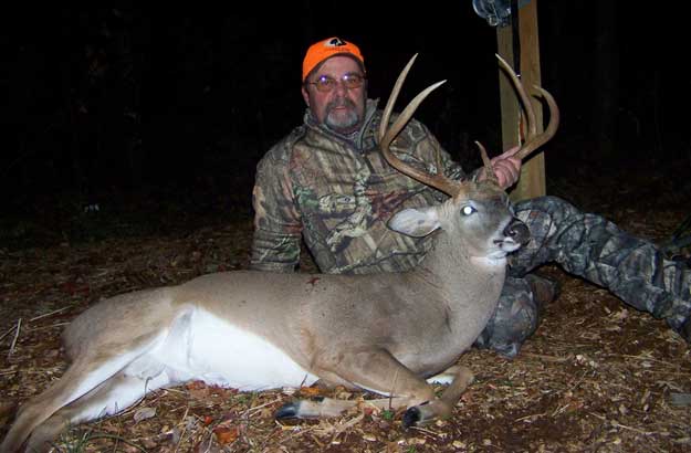 marshall collette with trophy buck