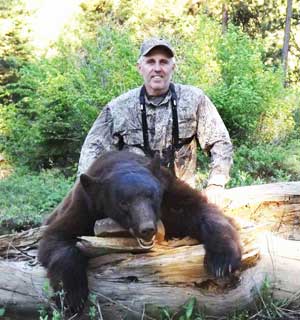 parrey cremeans with his oregon bear