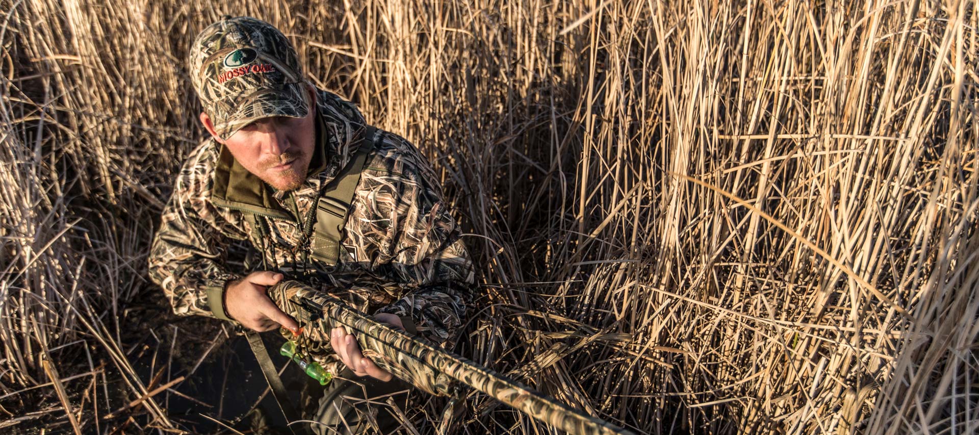 Mossy Oak Shadow Grass Blades Lifestyle Photo