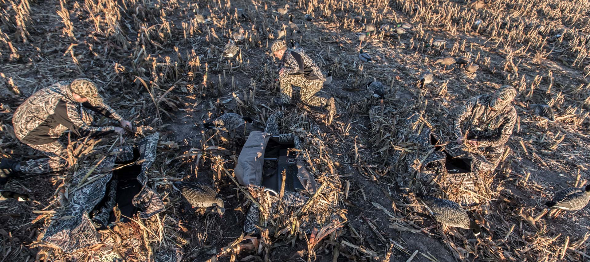 Mossy Oak Shadow Grass Blades Lifestyle Photo