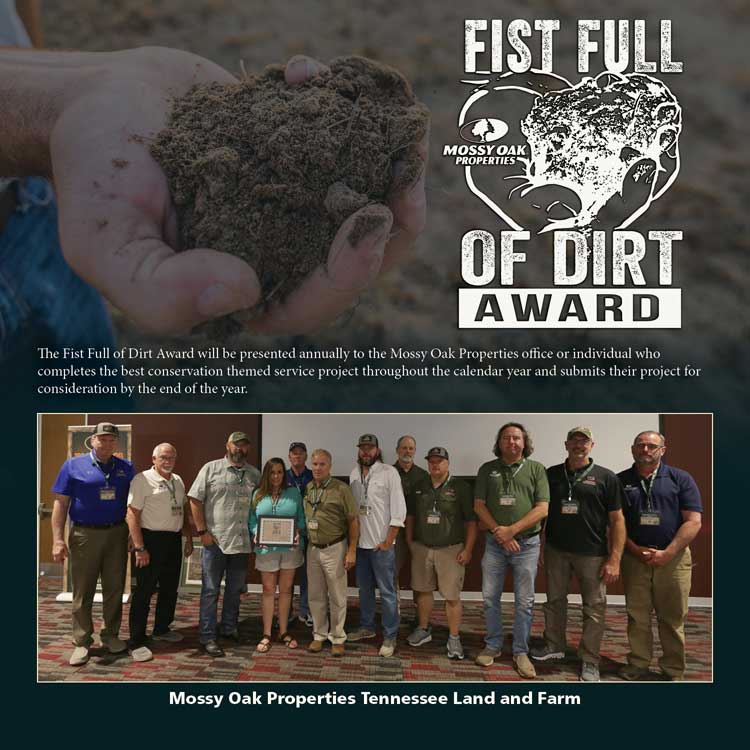 Fist Full of Dirt Award 2022 Mossy Oak Properties
