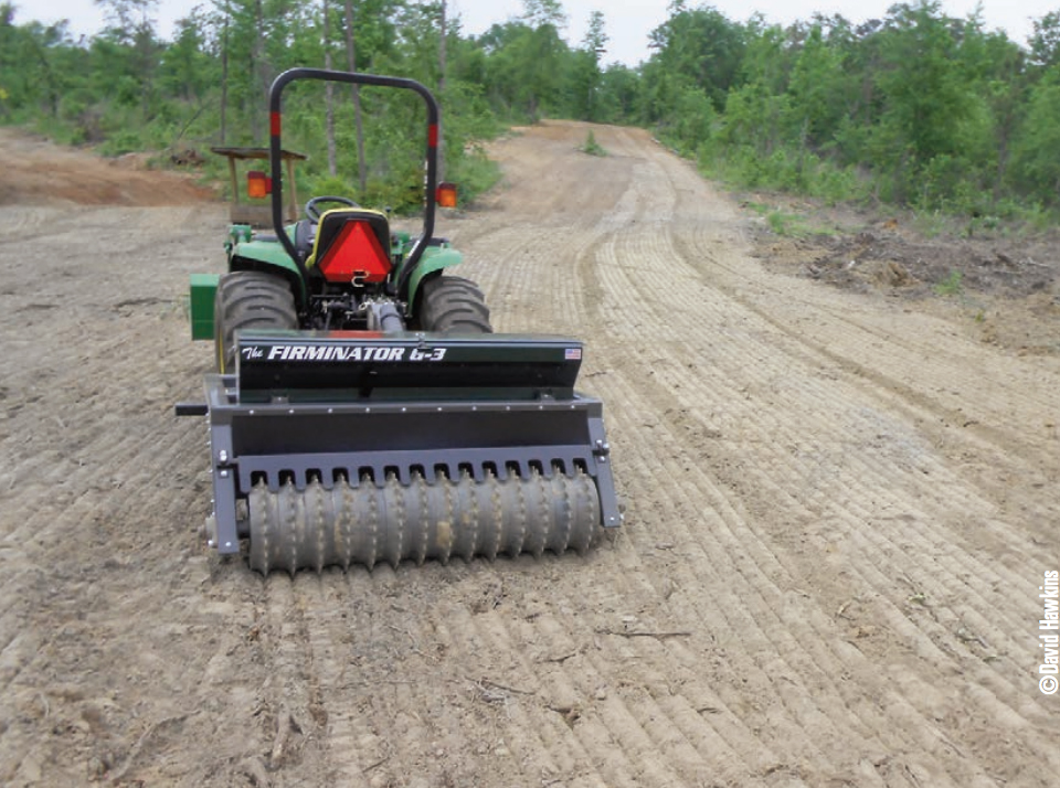 A multipurpose tractor implement