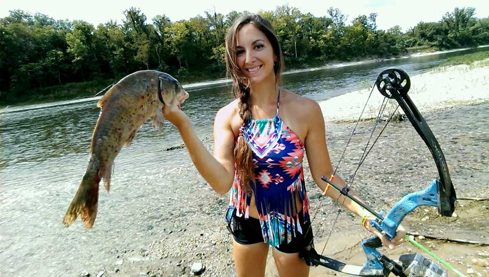 Why You Should Try Bowfishing This Summer