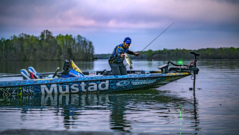 Brandon Lester bass fishing