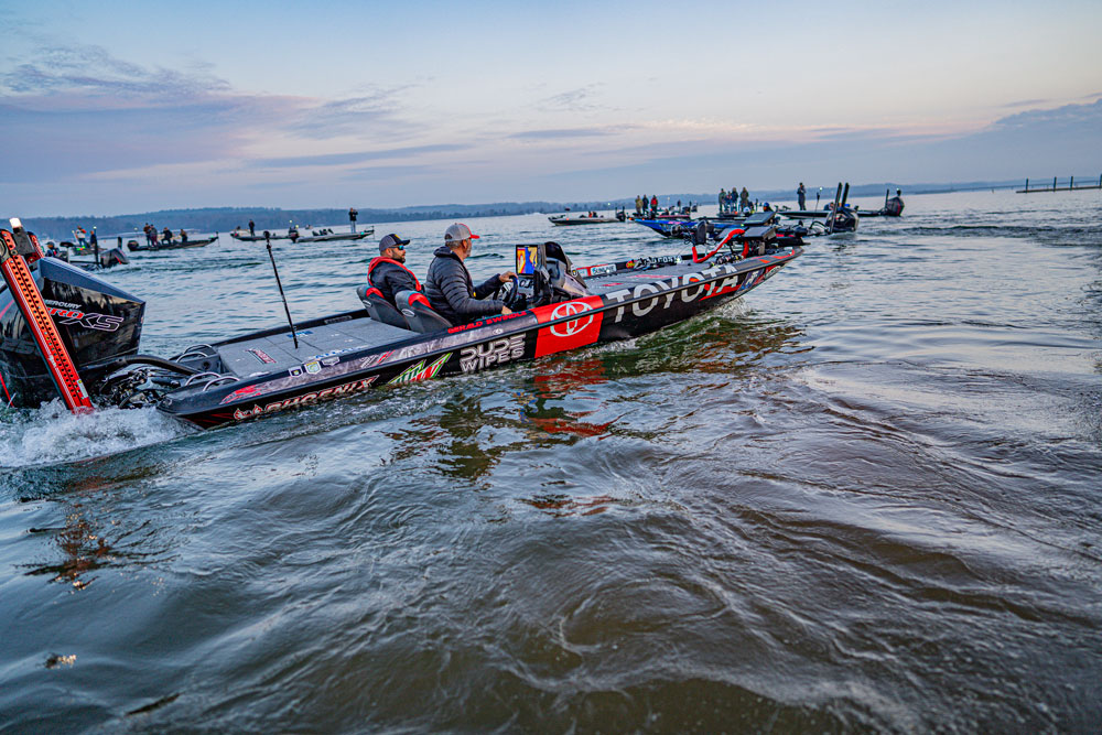 fishing Bassmaster Classic 2022