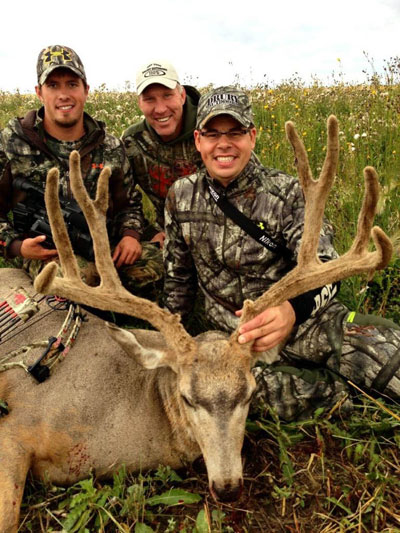 guiding mule deer