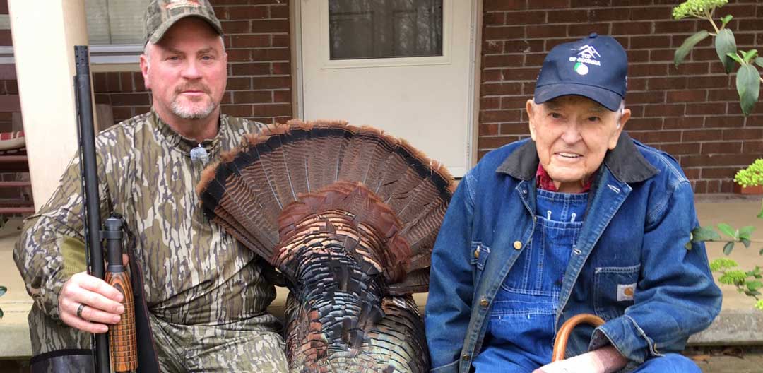 DD Jarrett and Daddy with turkey