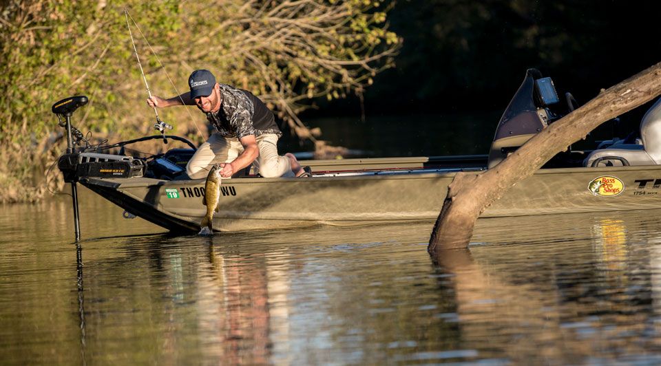 ott defoe bass fishing