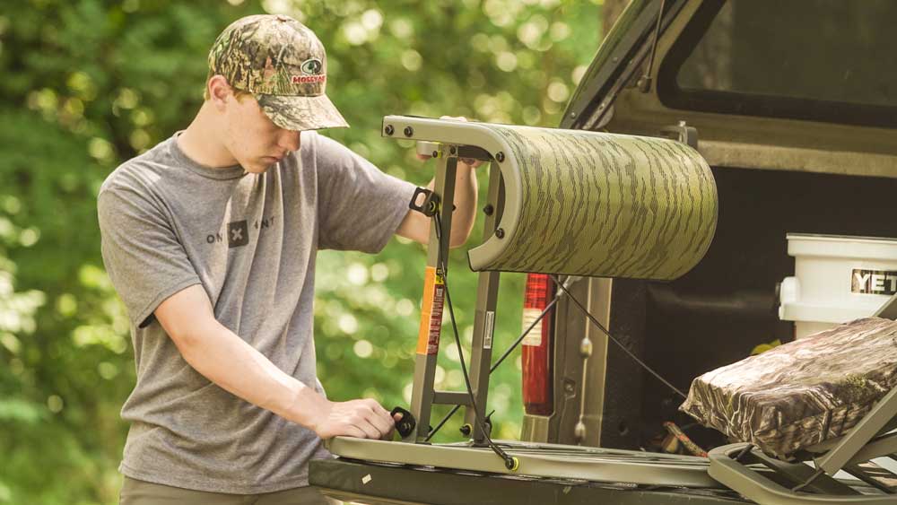 inspecting treestand