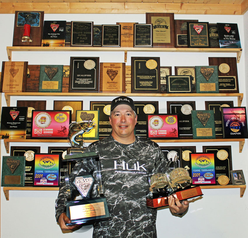 Johnnie Candle walleye awards