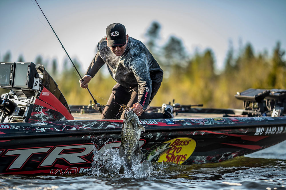 Kevin VanDam Mossy Oak Fishing Red Hook