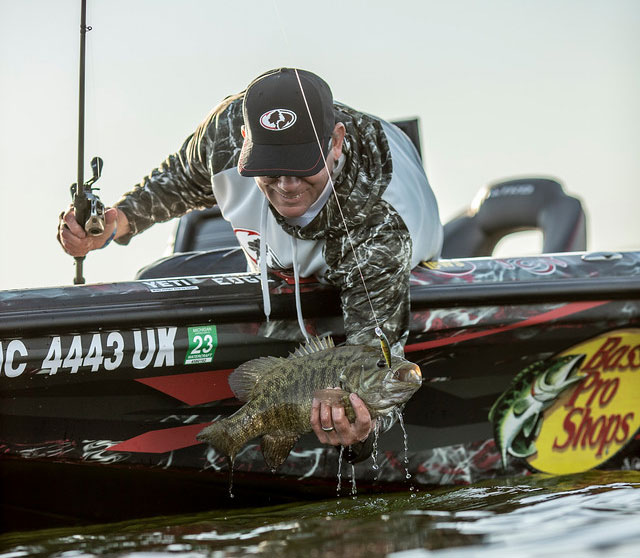 Kevin VanDam fishing