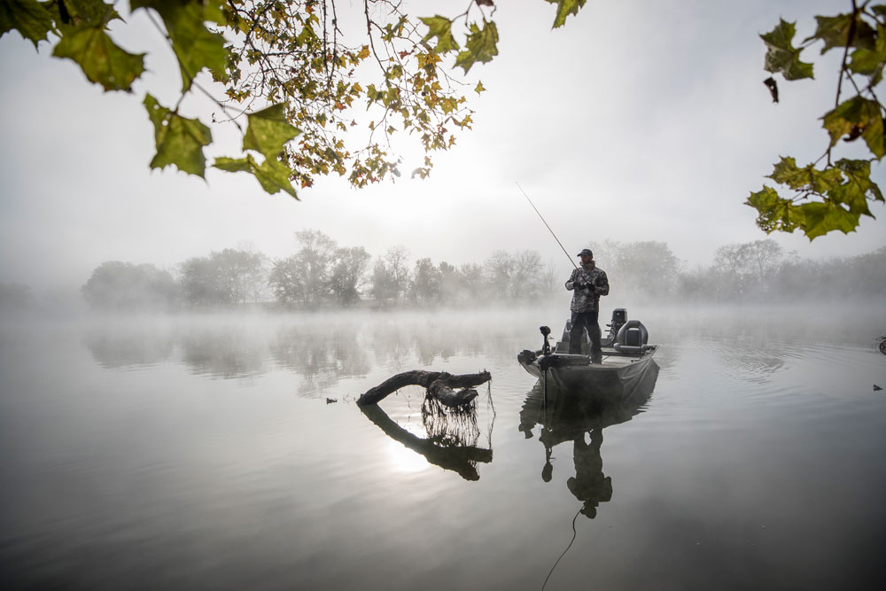 Ott DeFoe fishing