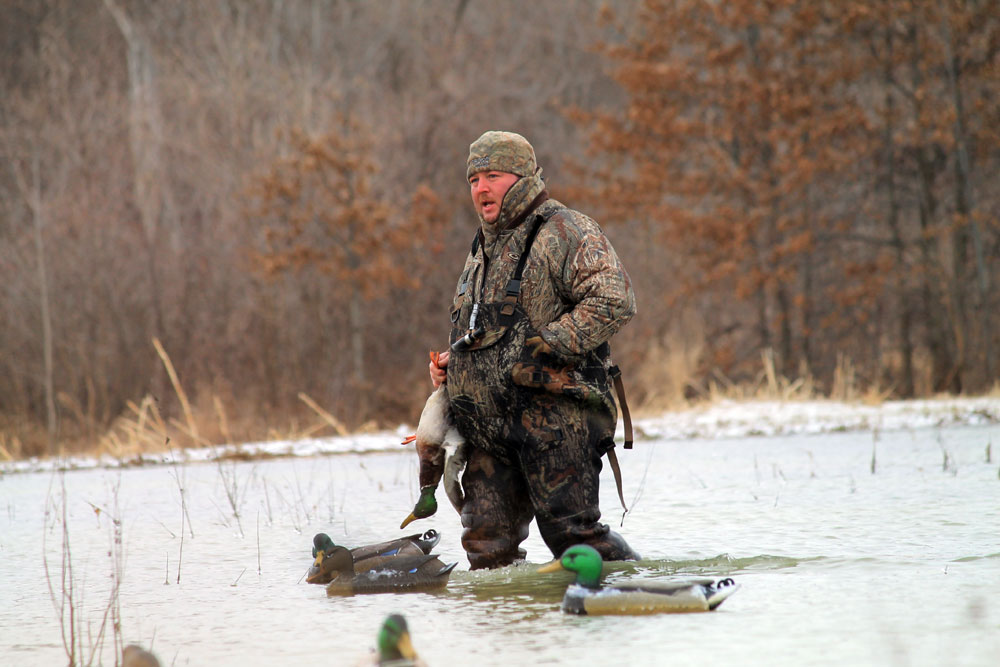 Richie McKnight duck hunting