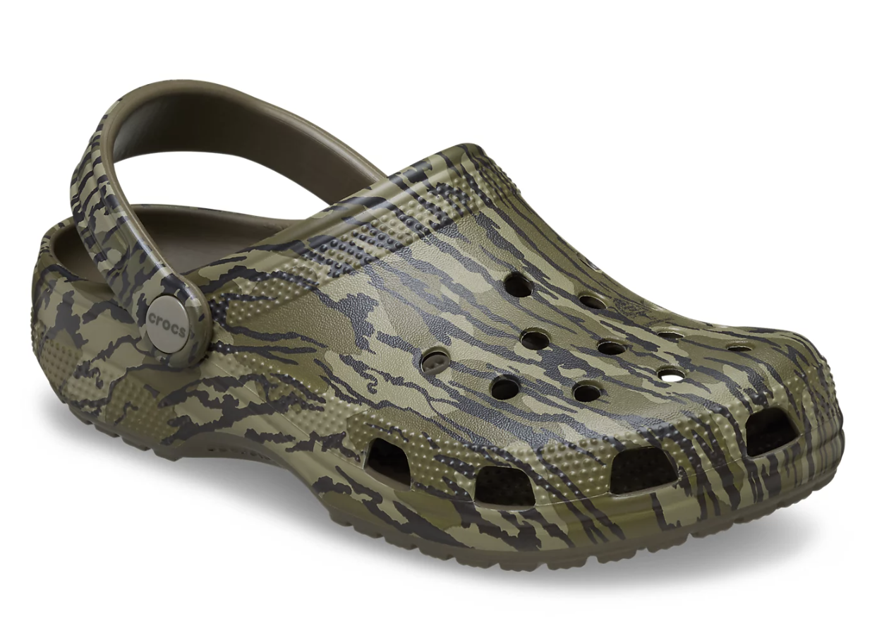 camo clogs