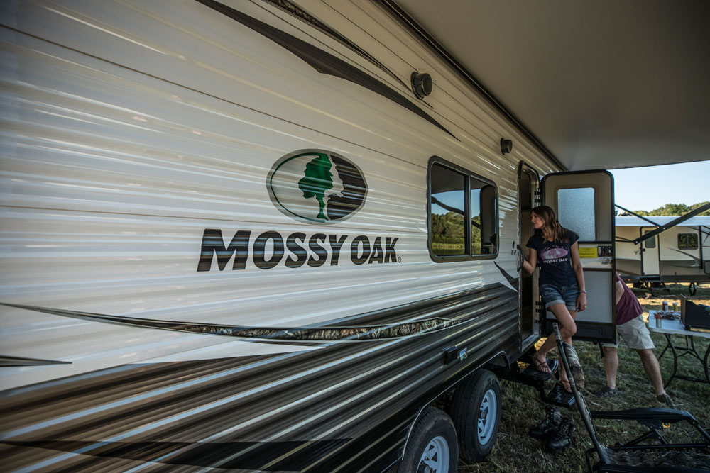 Starcraft Mossy Oak RV