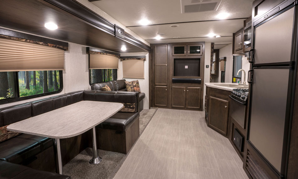 Starcraft Mossy Oak RV