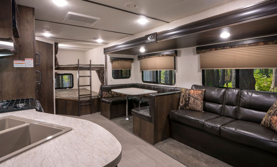 Starcraft Mossy Oak RV