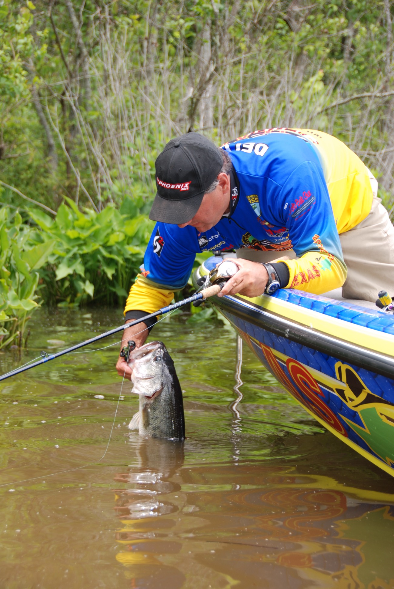 Breaking Down Muddy, Shallow Water Bass