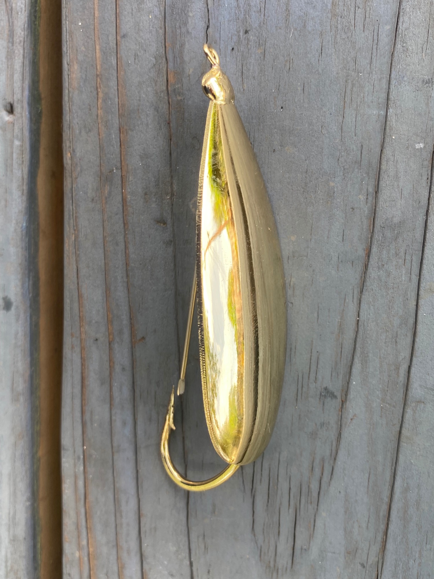 golden spoon redfish lure