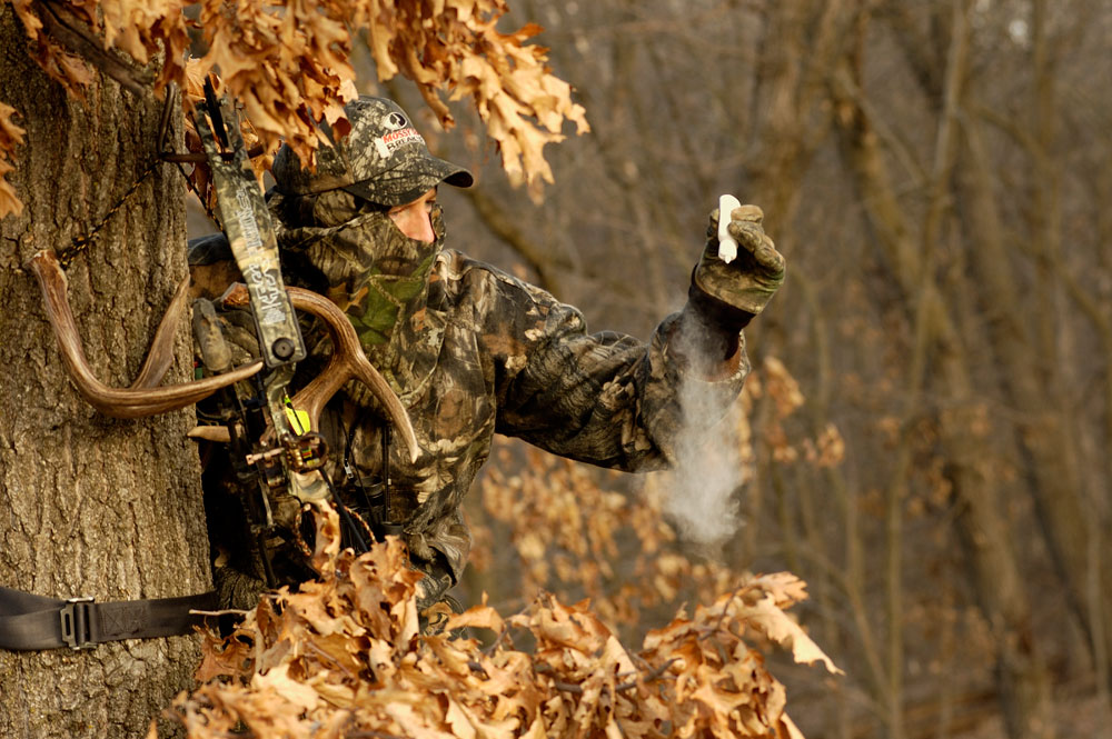 hunter checking wind direction