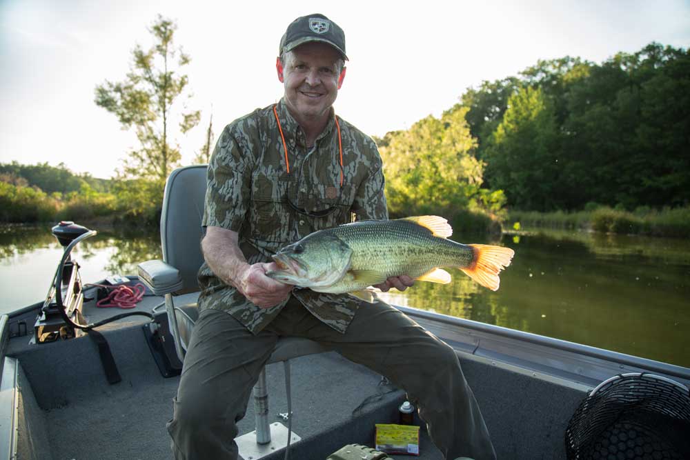managing a pond for bass