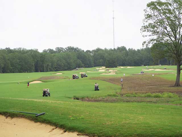 mossy oak golf fox hole shootout