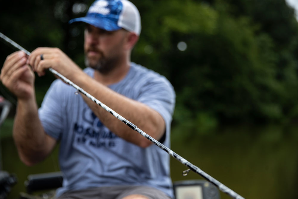 putting line on reel