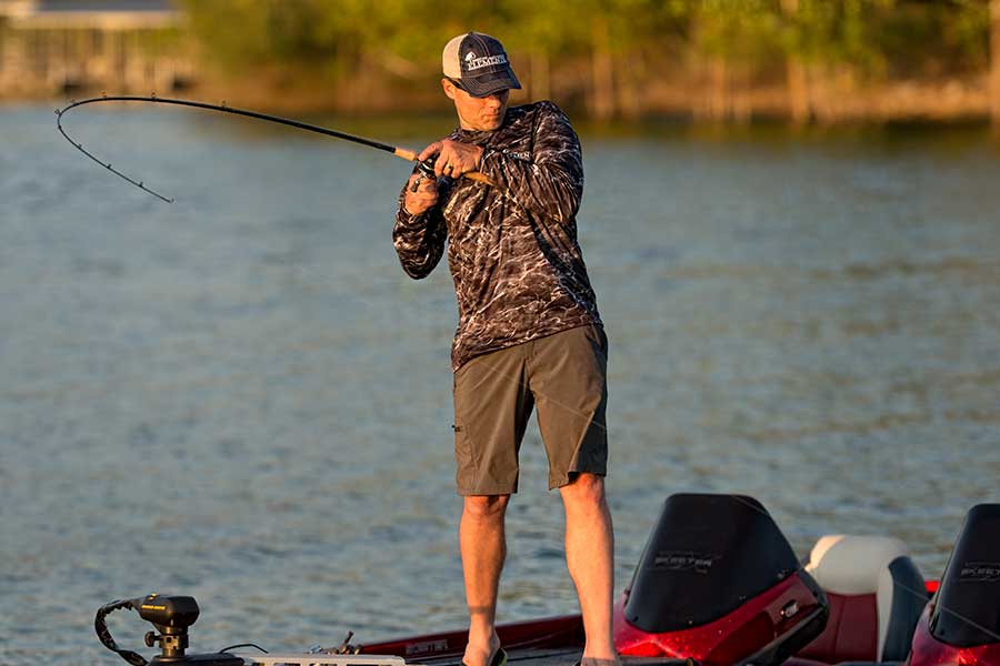 Freshwater Fishing vs Saltwater Fishing: Explained - iOutdoors